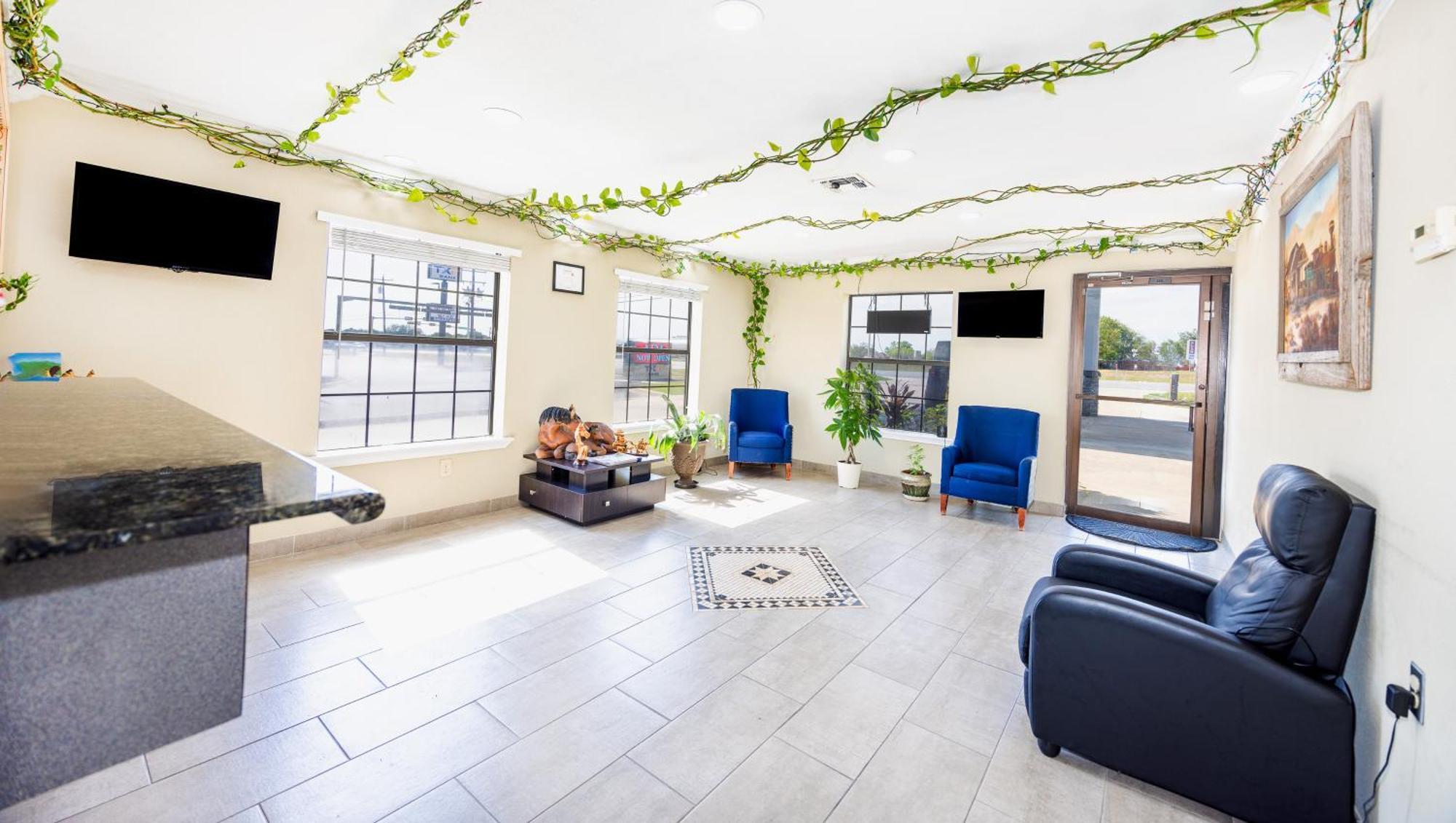 Executive Inn Hondo Εξωτερικό φωτογραφία