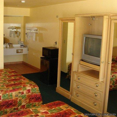 Executive Inn Hondo Δωμάτιο φωτογραφία